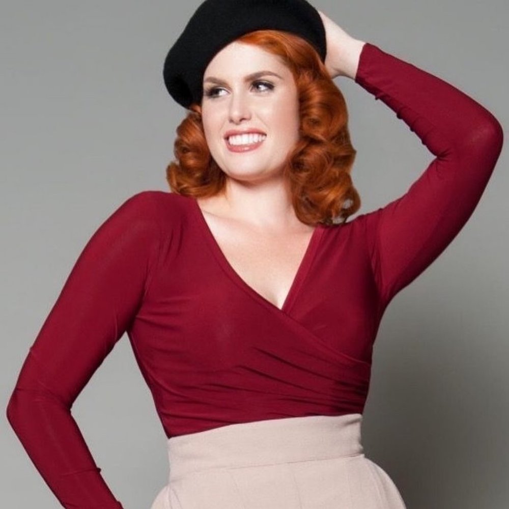 Vintage Repro Pinup Girl Clothing long sleeve burgundy Gia top size Medium